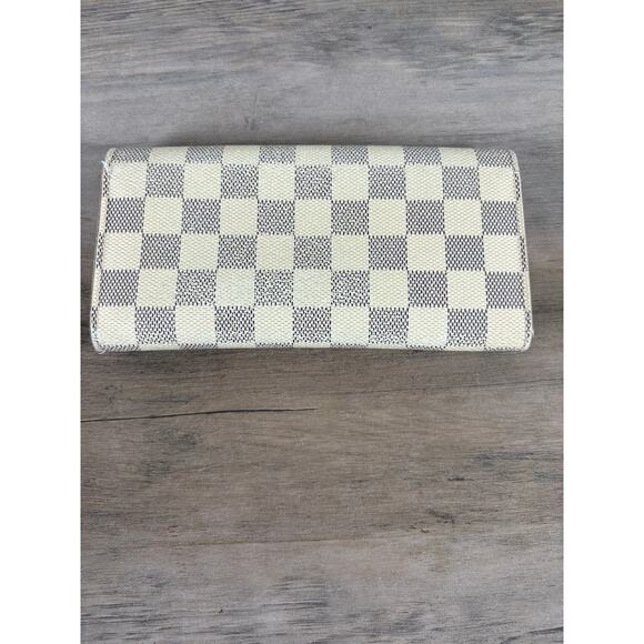 Louis Vuitton Damier Azur Textured Wallet- France- Great Used Condition - Picture 6 of 7